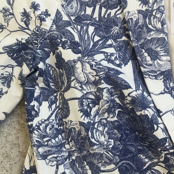 Ann Taylor Loft Blazer: Cream with/ Denim Blue Floral Print. NWT - Size 2 - Picture 9 of 12